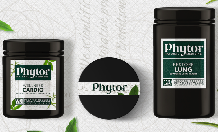品牌logo設計：Phytor 字標采用自然流動的形式，交織字母的靈感來自花園的藤蔓.png